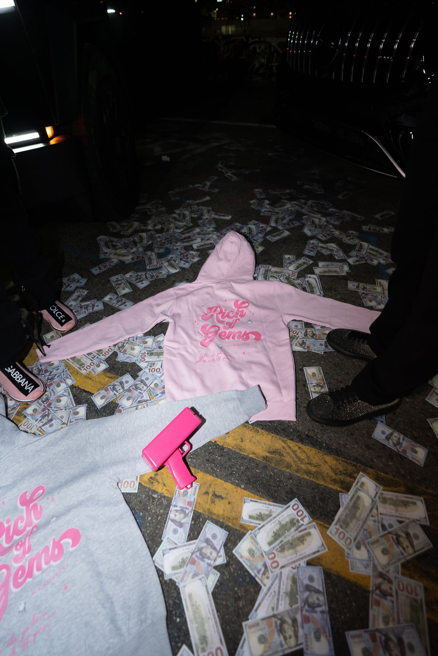 HOODIE- RICH OFF GEMS